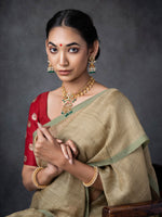 Classic Keepsake Goldtone Silver Necklace Set