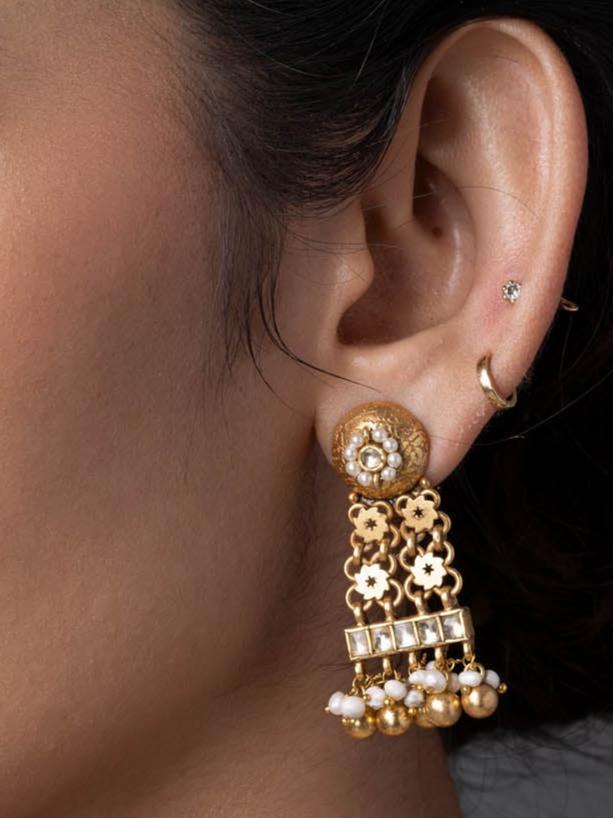 Intricately textured Gold Toned Silver Necklace Set