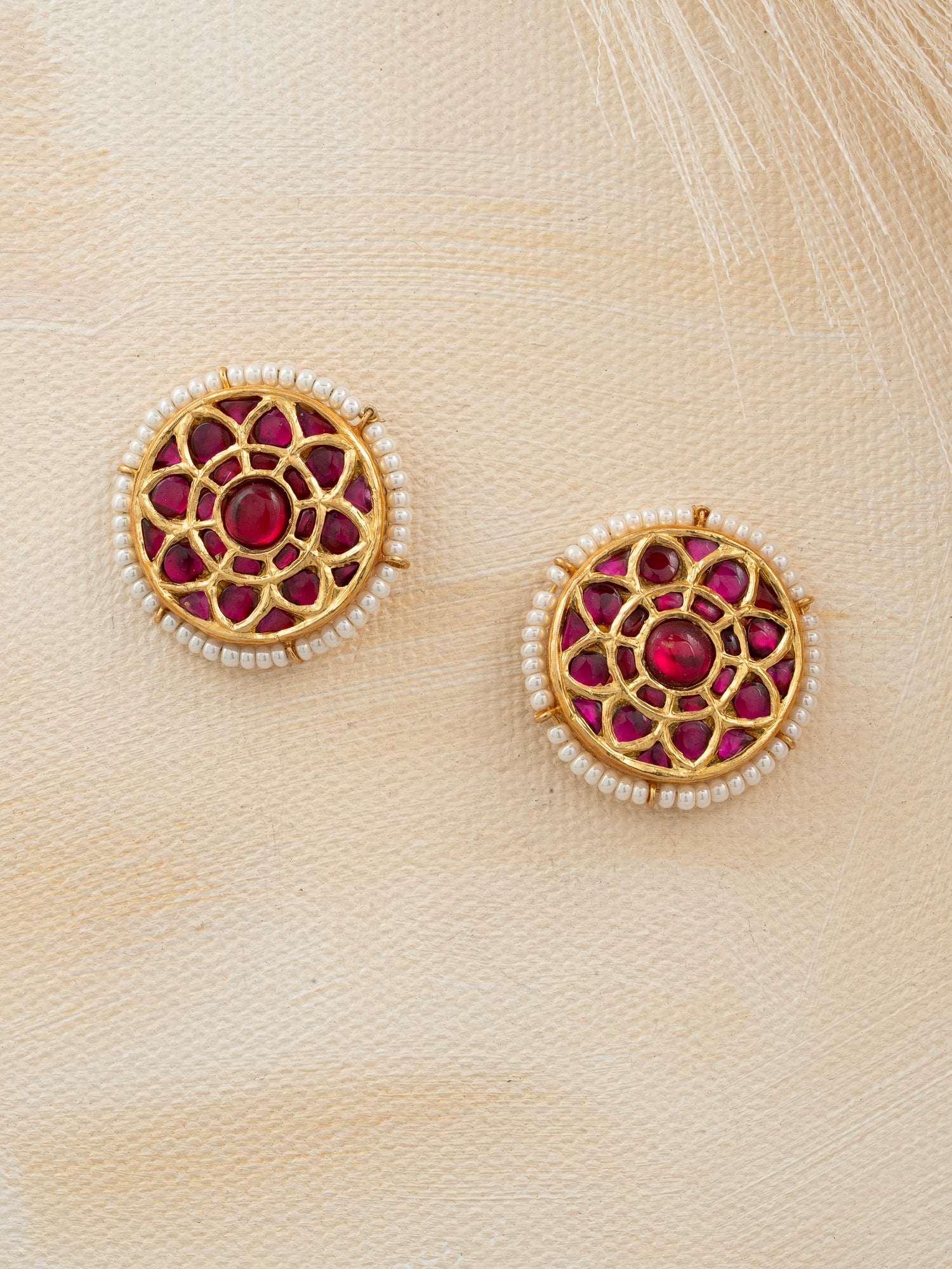 Classic Kundan Studs