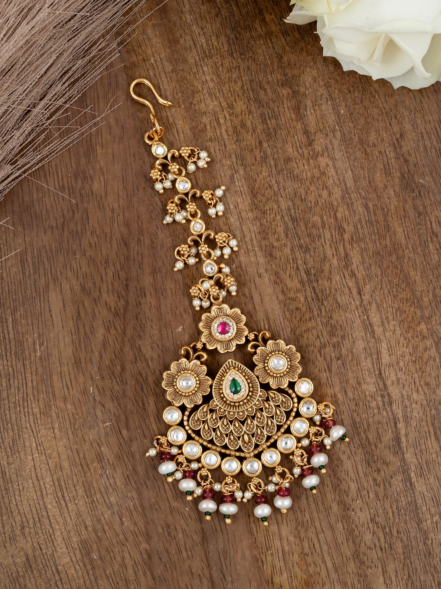 Devika Kundan Bloom Tikka