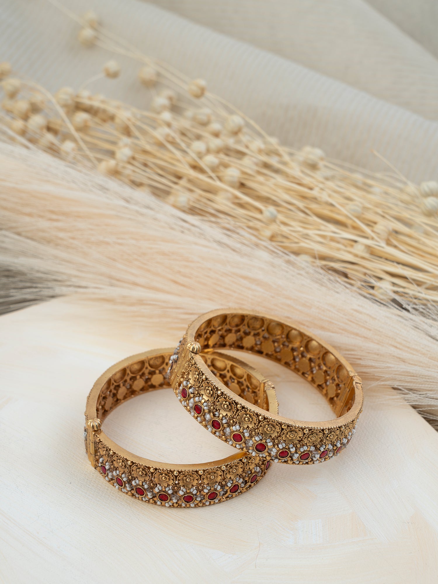 Pink Color Gold Plated Jadau Kundan Bangles