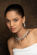 Kyra Necklace Set