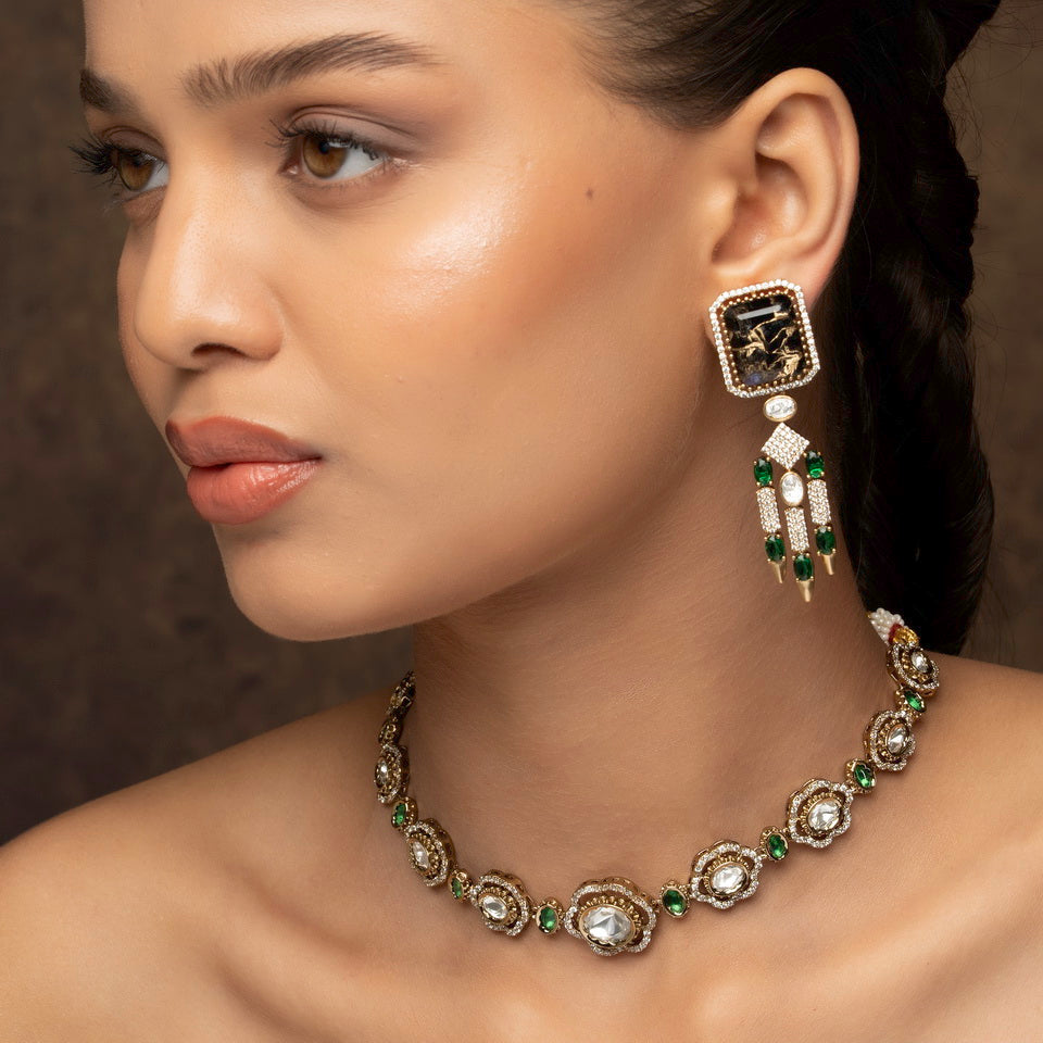 Gulzar Necklace Set