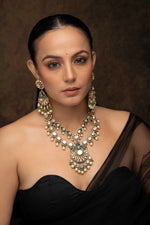 Jadau Kundan Bridal Set