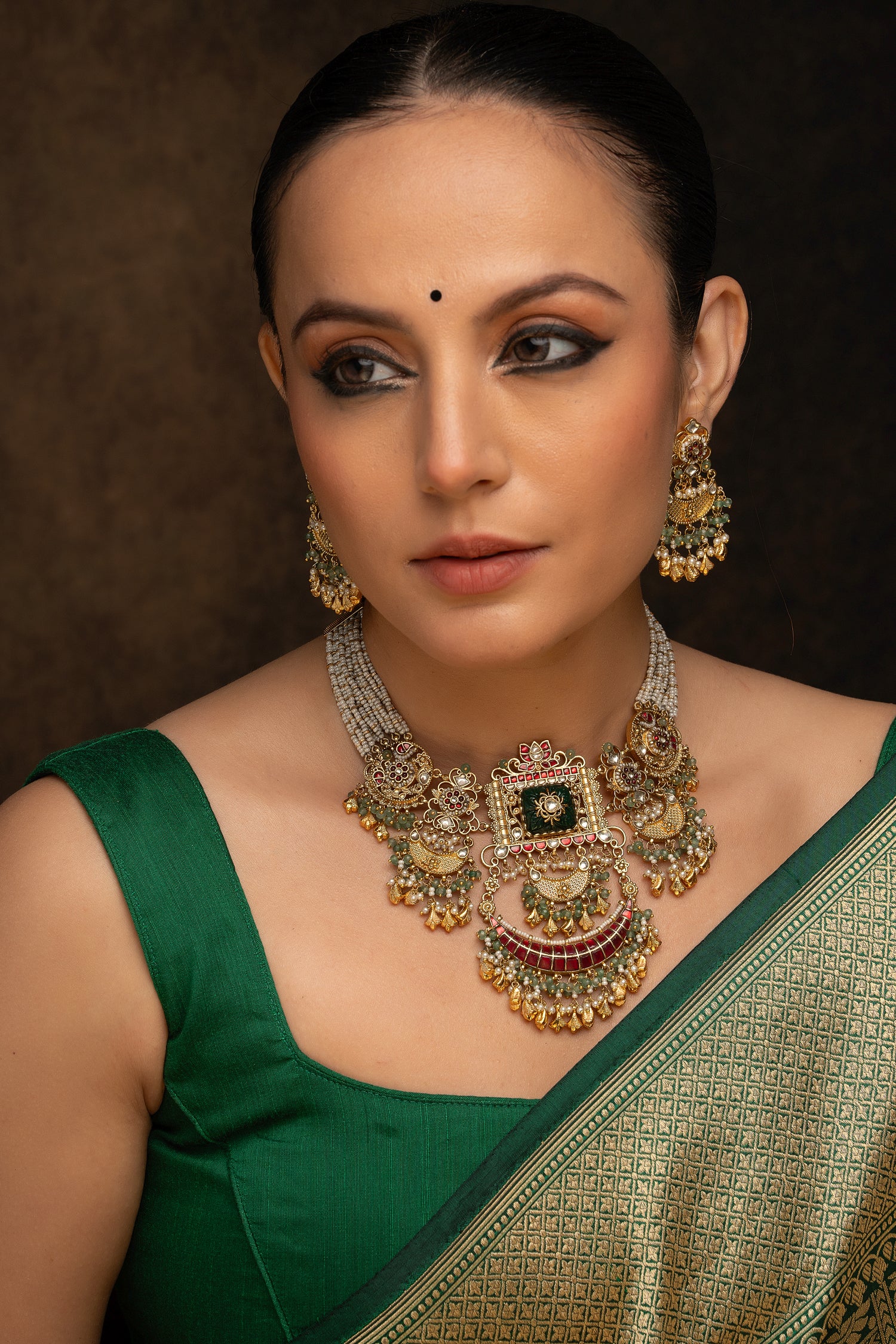 Jadau Kundan Necklace & Earrings Set