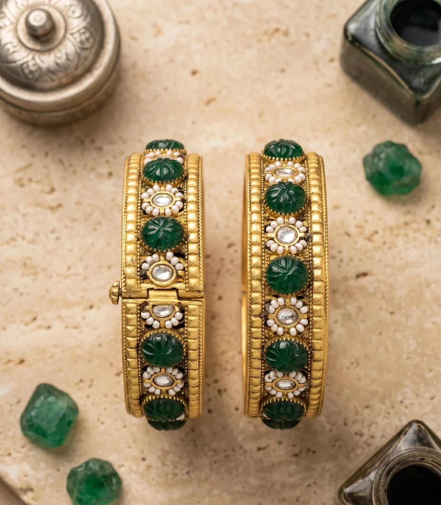 Jadtar Grandeur Bangle - Gold