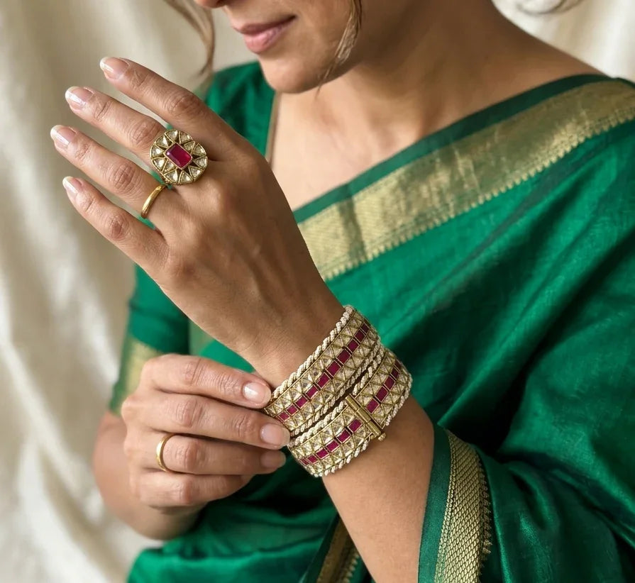Jadtar Prestige Bangle - Gold