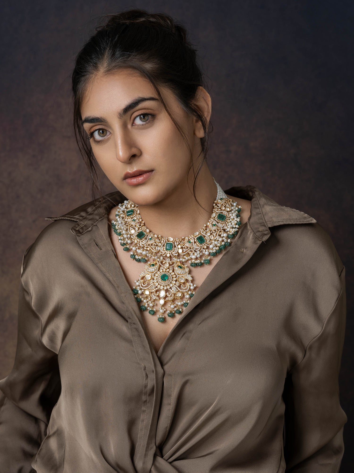 A Showstopper, Glittering Polki & Emerald Silver Necklace Set