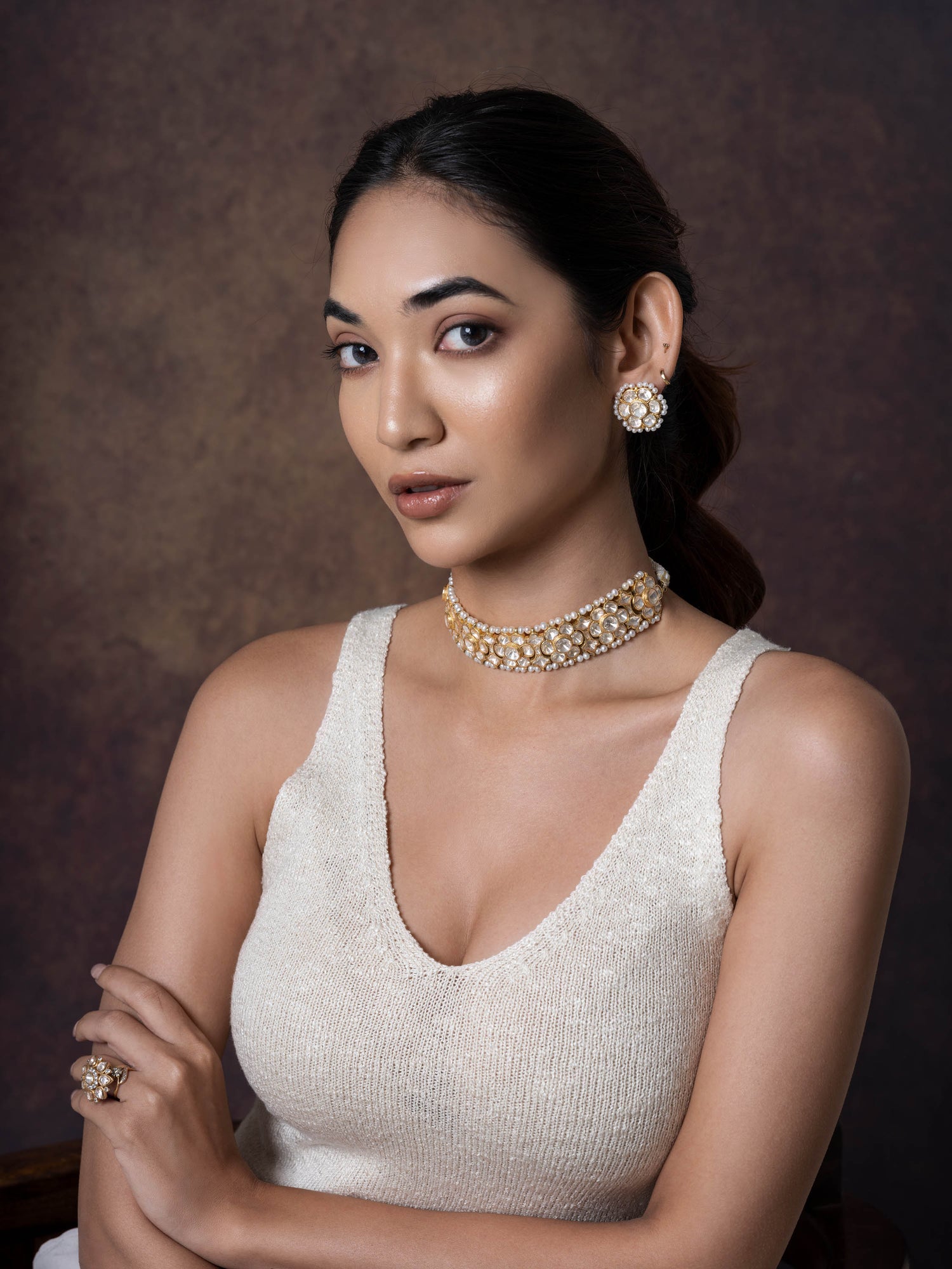 Vihana, Sophisticated & Eyecatching  Floral Polki Silver Choker Set