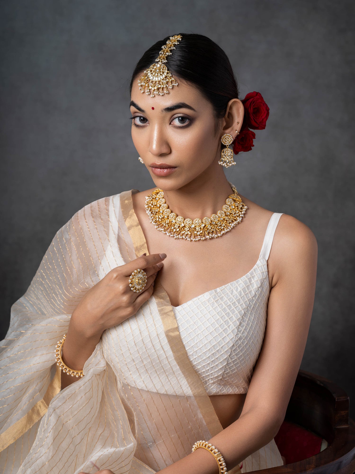 Veena,Timeless Heritage Pearl Silver Choker Set