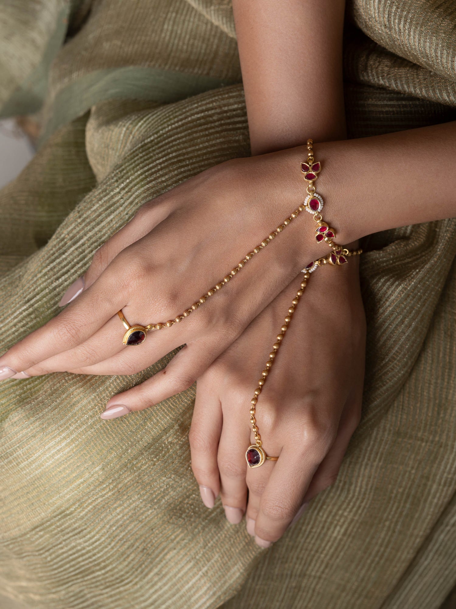 Delicate Ring Silver Bracelet