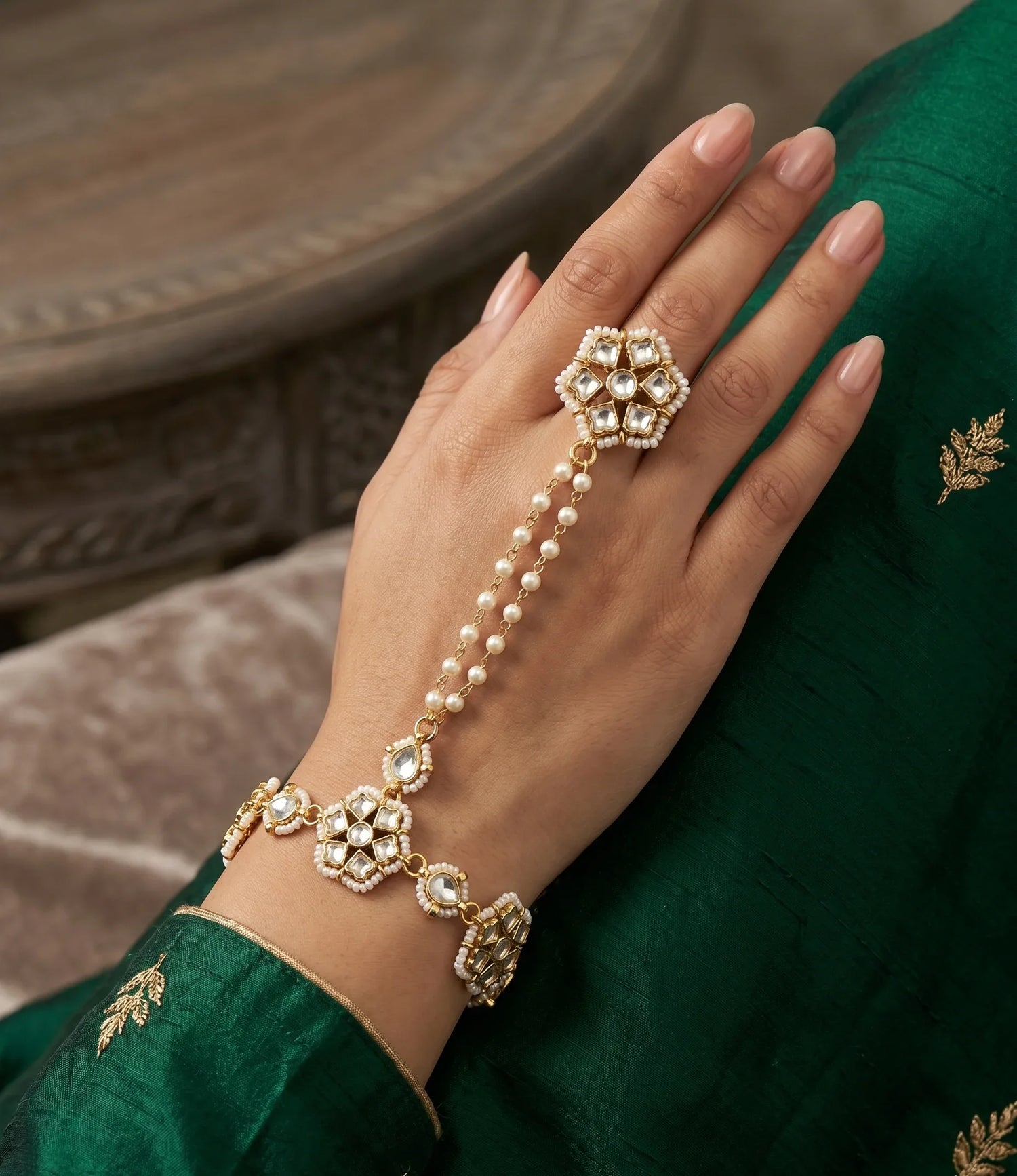Jadtar Shine Hathphool - Gold