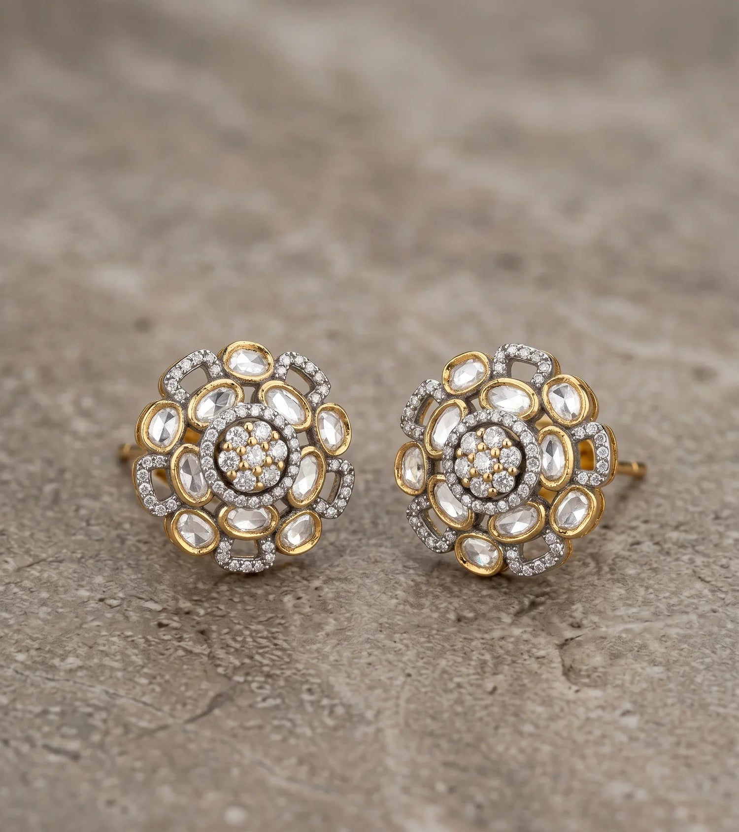 Royal Polki Stud Earrings – Antique Gold