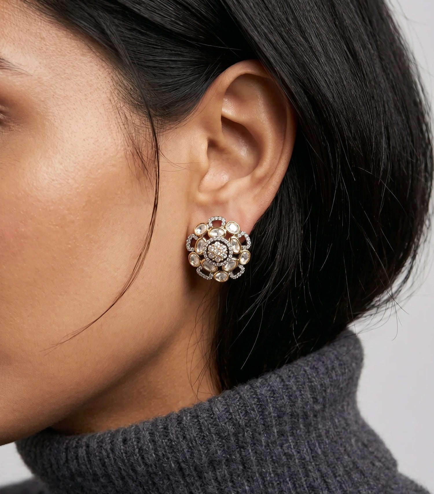 Royal Polki Stud Earrings – Antique Gold