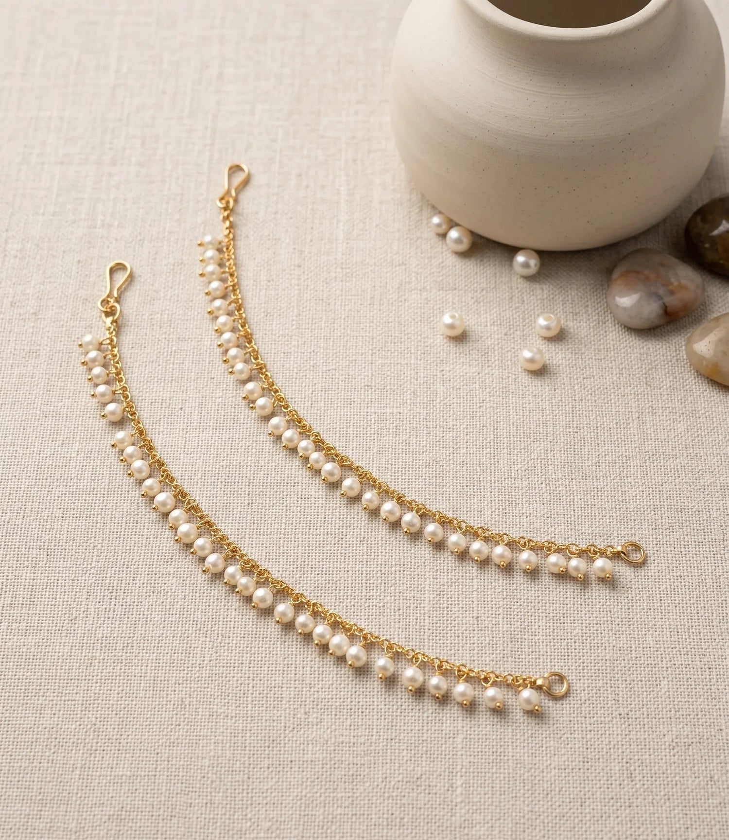 Jadtar Shine Ear Chain - Gold