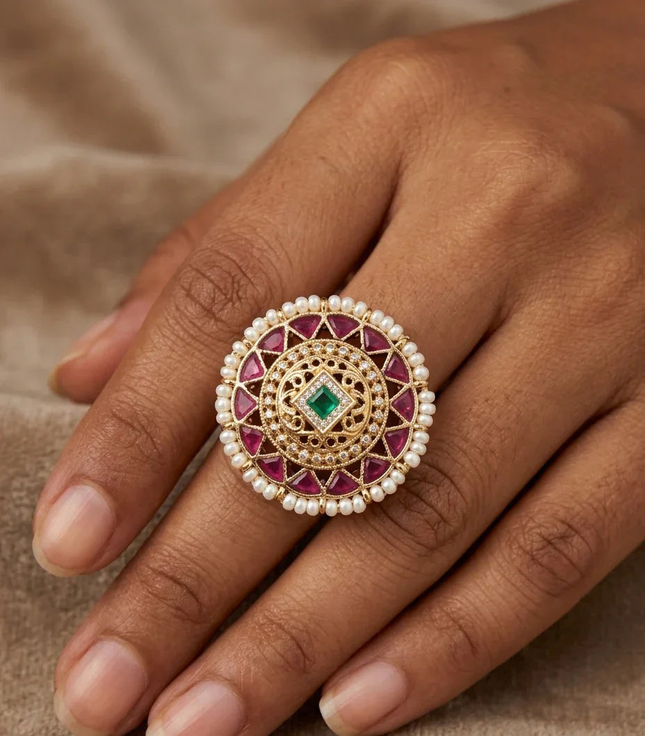 Royal Jadau Ring – Gold