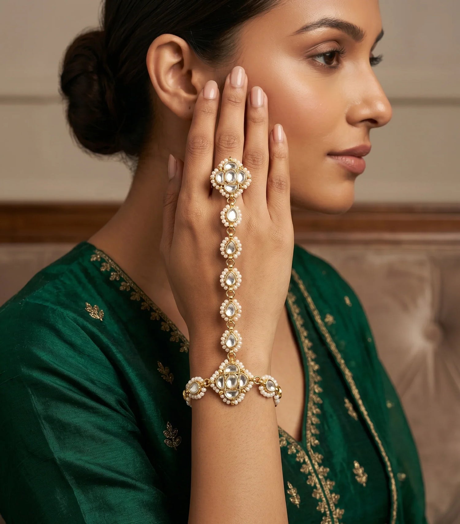 Jadtar Charm Hathphool - Gold