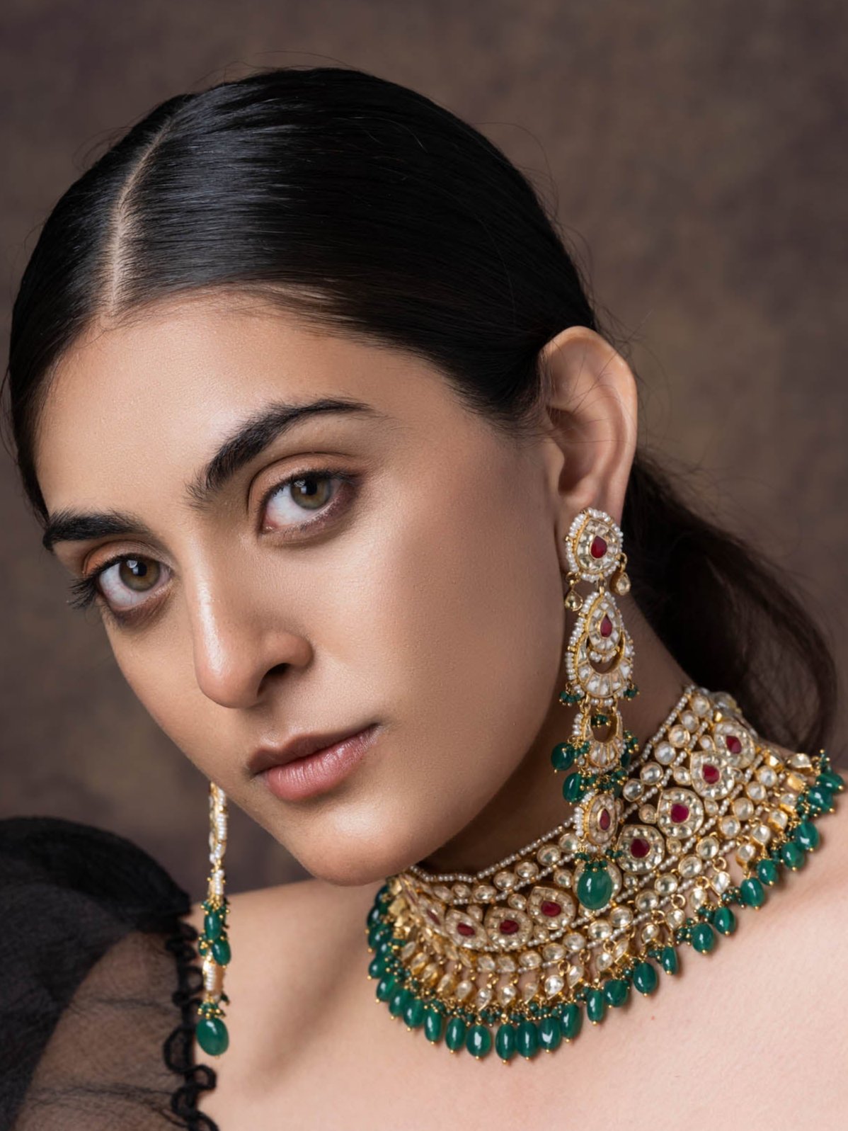 Signature Kundan Silver Choker set