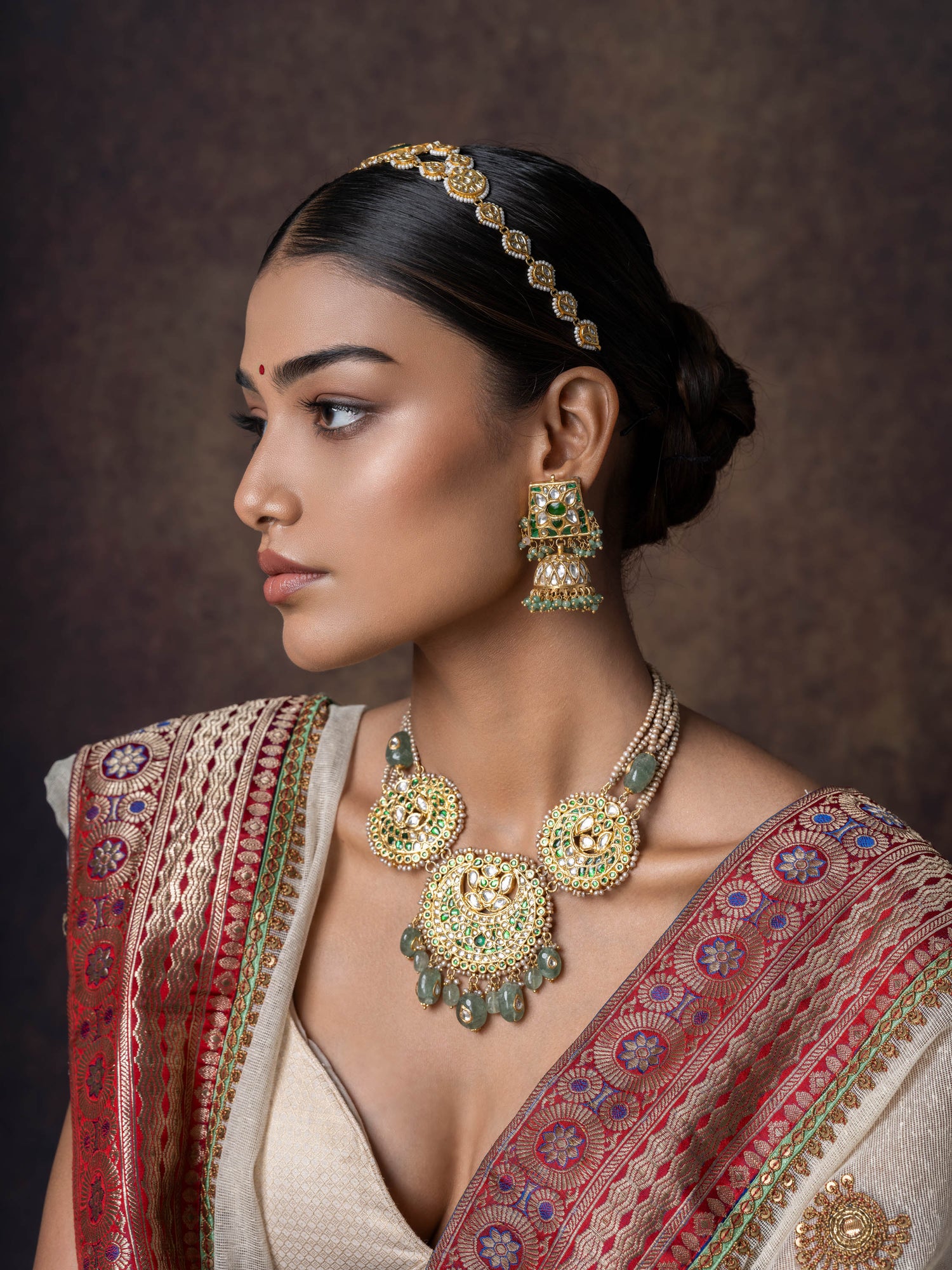 Vasundhara,A Showstopper, Heritage Chand Emerald Silver Necklace Set