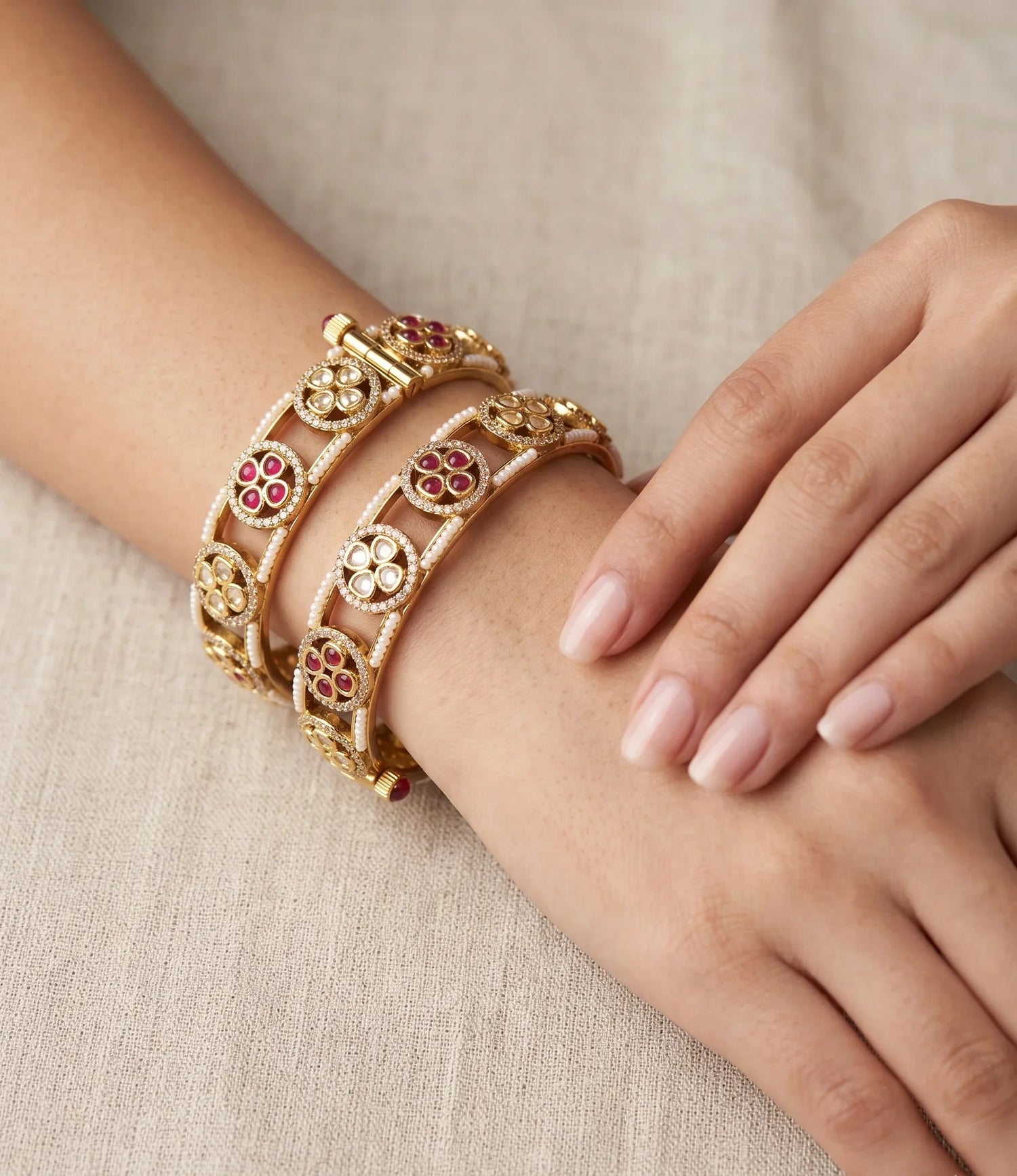 Polki Royale Bangle - Gold