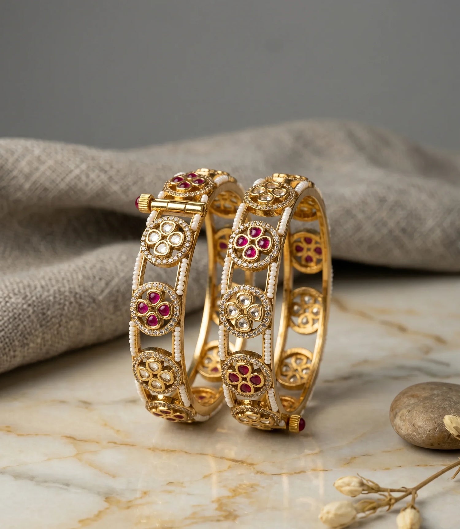 Polki Royale Bangle - Gold