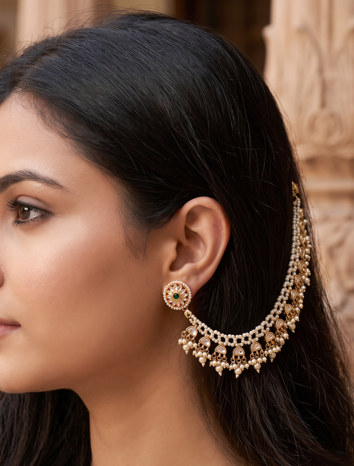 Jadau Moti Radiance Earchain - Gold