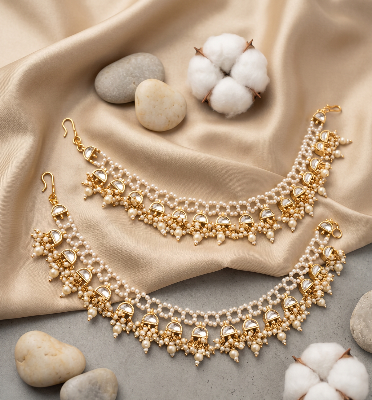 Jadau Moti Radiance Earchain - Gold