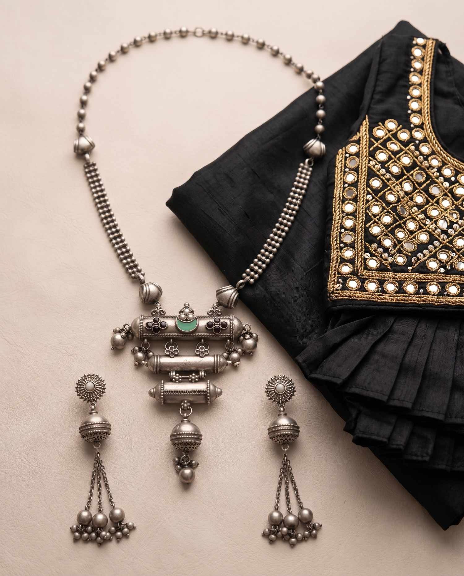 Silver Color Moti Necklace Set