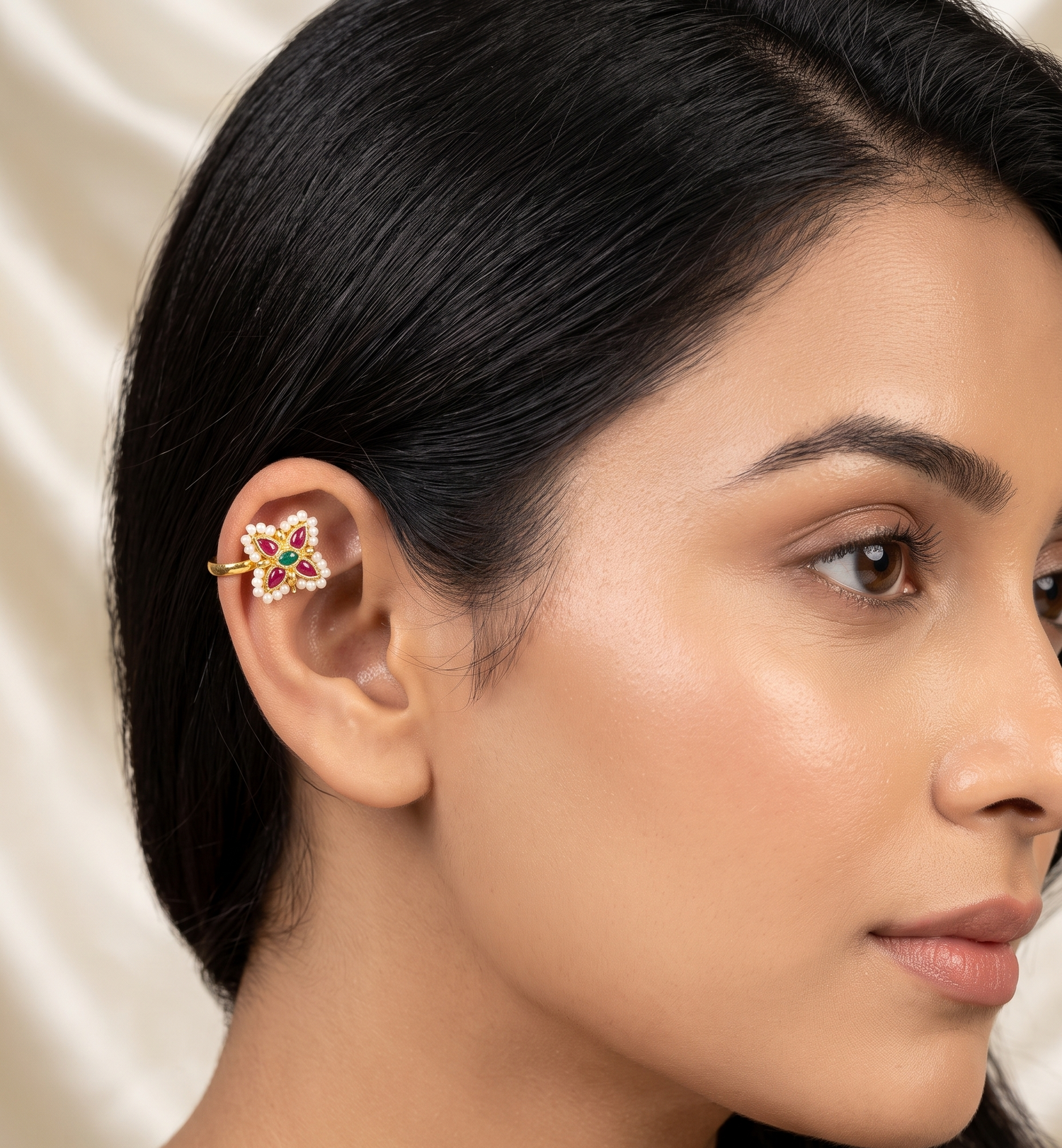 Gold Plated Classic Kundan Bugadi