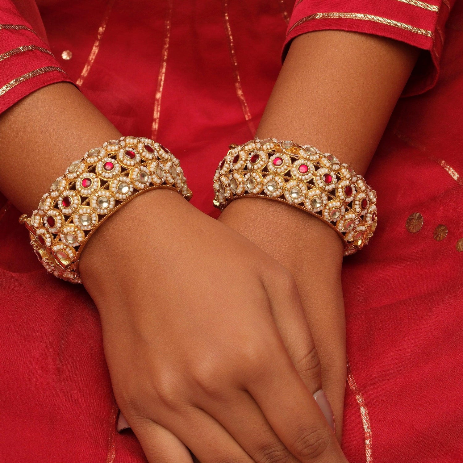 BANGLES
