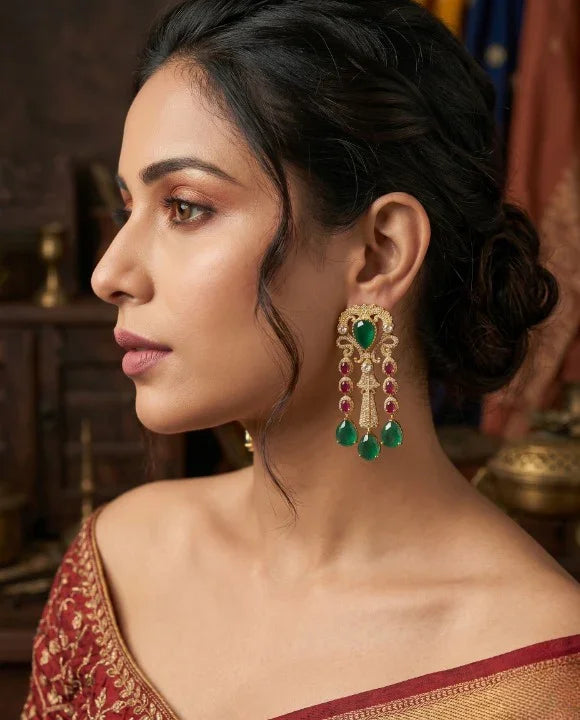 Classic Diamond Danglers Earrings – Gold