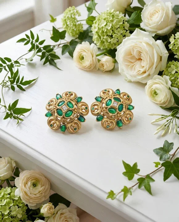 Classic Diamond Studs Earrings – Gold