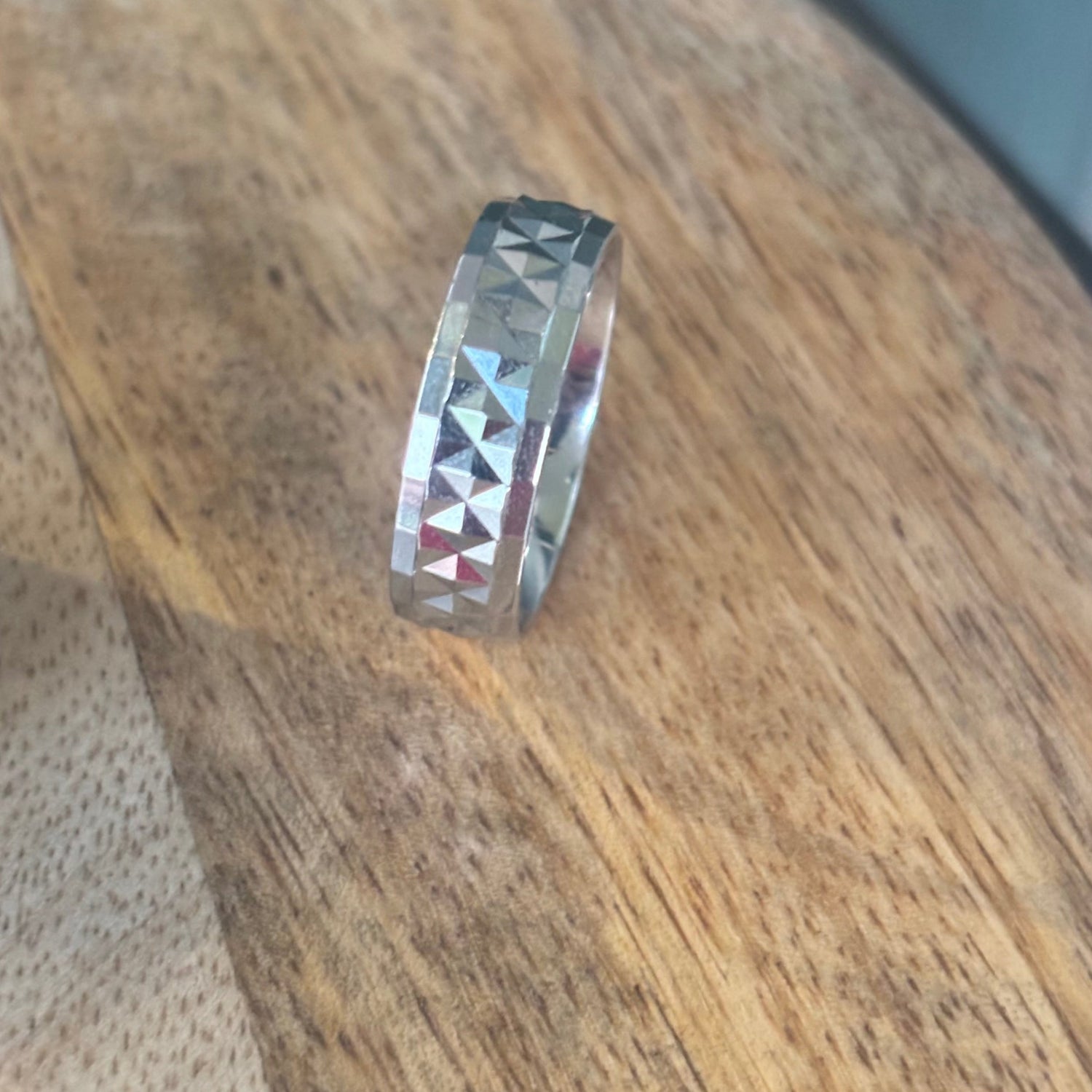 BAND RING