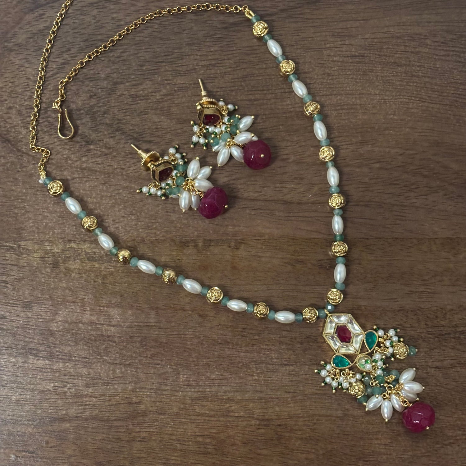 Necklace Set