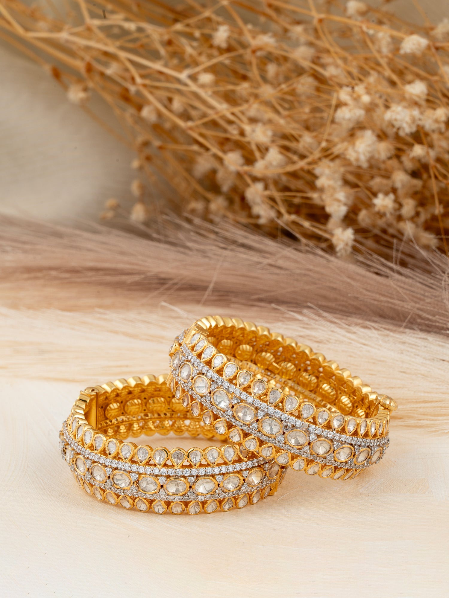 Zeenat Glow Bangles