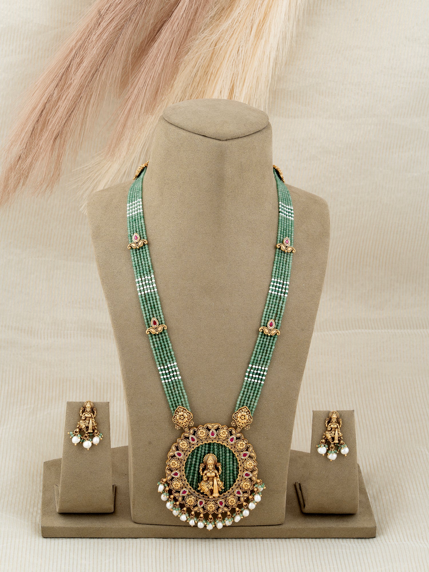 Sitara Statement Set