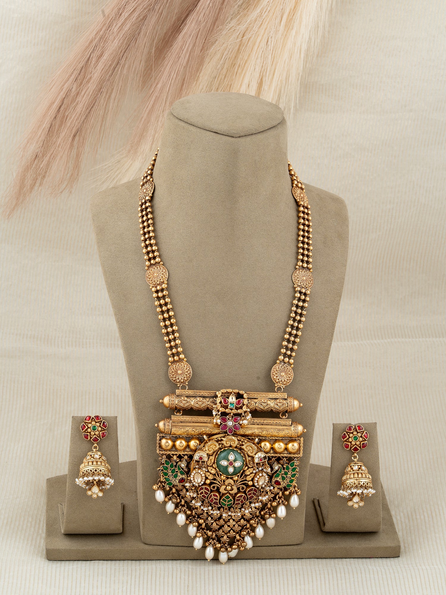 Heritage Kundan Necklace Set