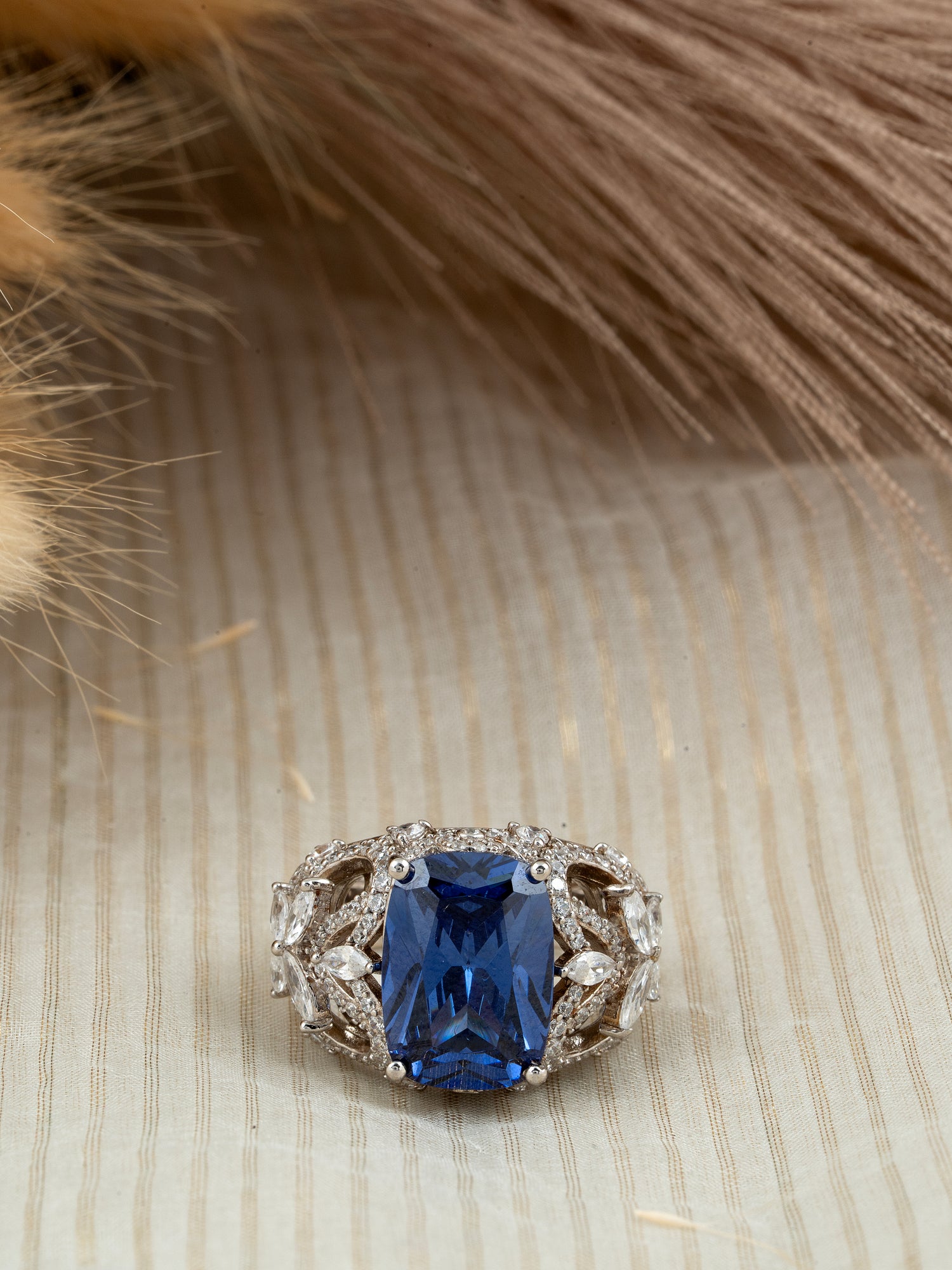 Meher Solitaire Band