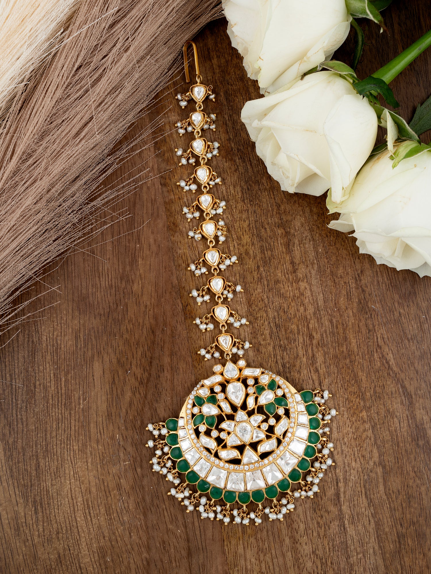Nayra Pearl Drop Tikka
