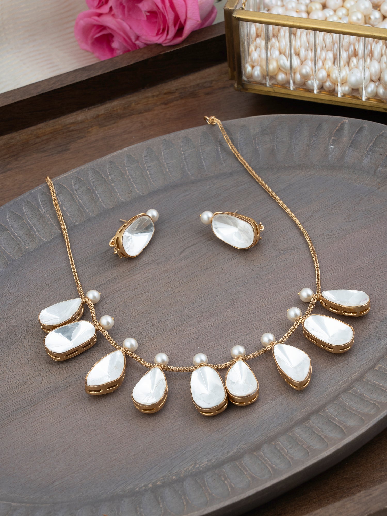 IMITATION POLKI SHORT SET