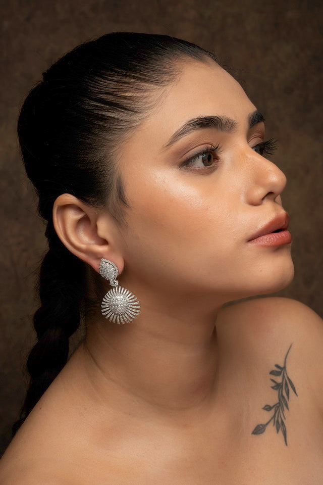 Eshani Emerald Diamond Earrings